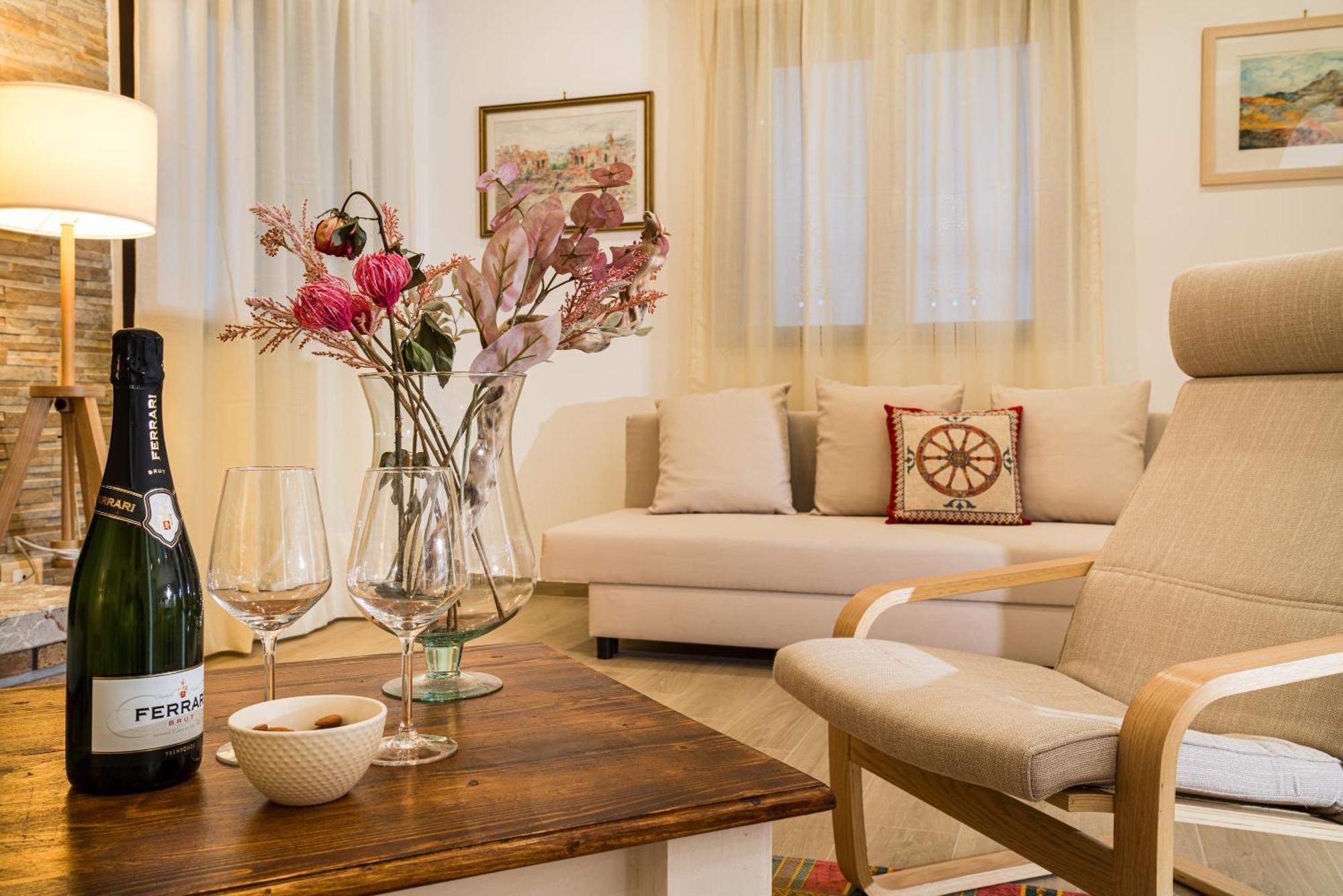 Nuciara Luxury Apartment Taormina Exterior photo